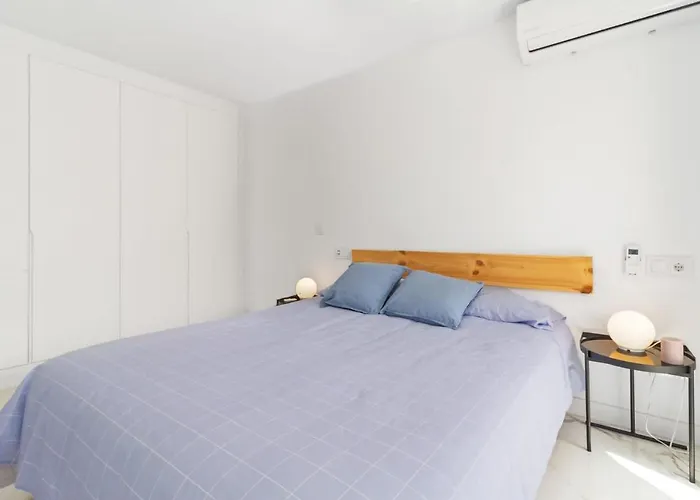 Cozy Beach Apartment